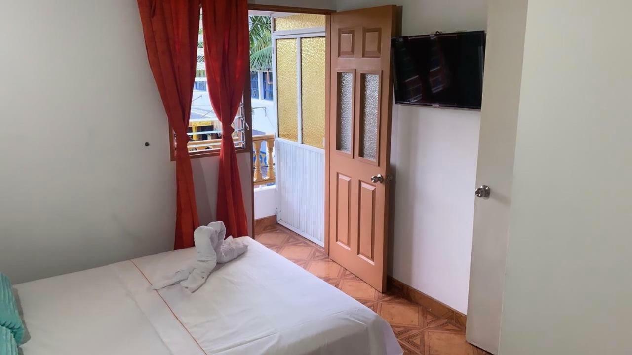 Guatapé Hospedaje 3 Esquinas מראה חיצוני תמונה